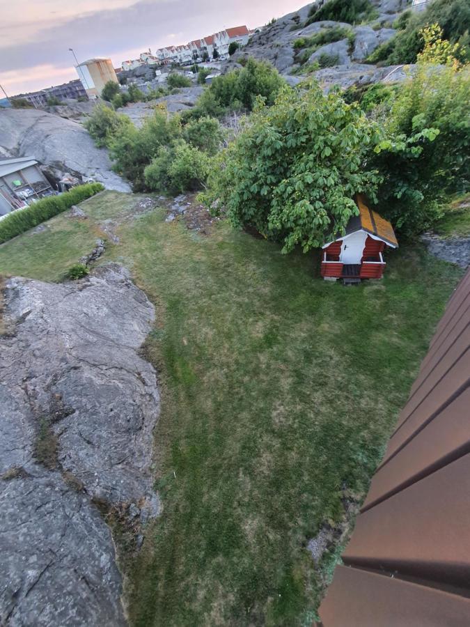 50 M Till Bad I Centrala Skaerhamn ภายนอก รูปภาพ